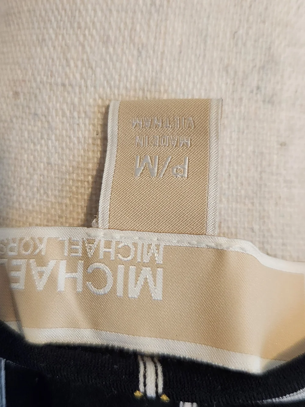 Michael Kors chic sleeveless